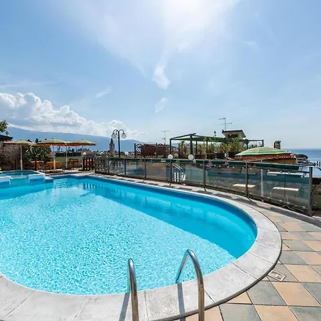 Apart Otel Gardasol Superior 1 Vista Toscolano Maderno